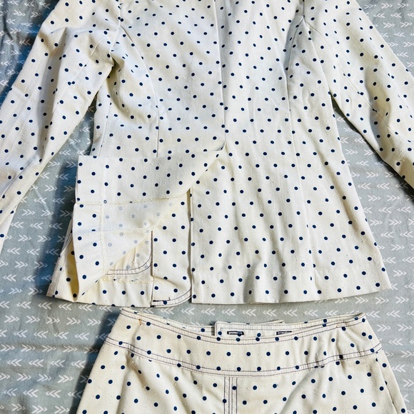 Vintage 1960’s Junior House polka dots jacket with skirt 2pc. - Picture 9 of 16